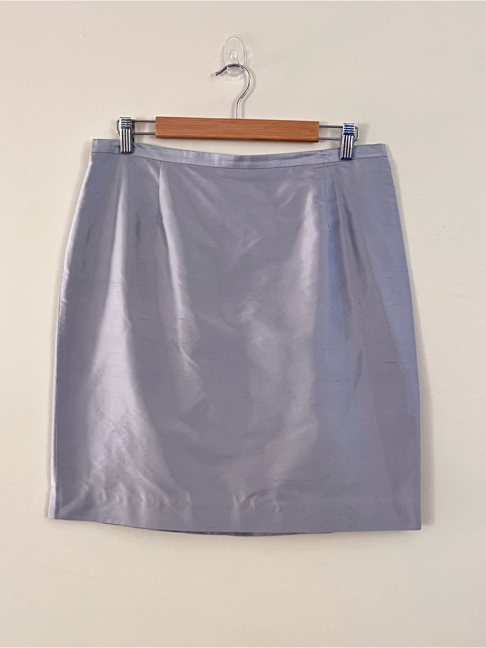 Vintage Sutton Studio Light Gray Satin Pencil Skirt